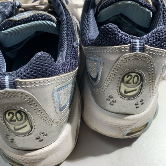 Women’s Nike running shoe-Zoom Air 20 size9.5 - Picture 5 of 9